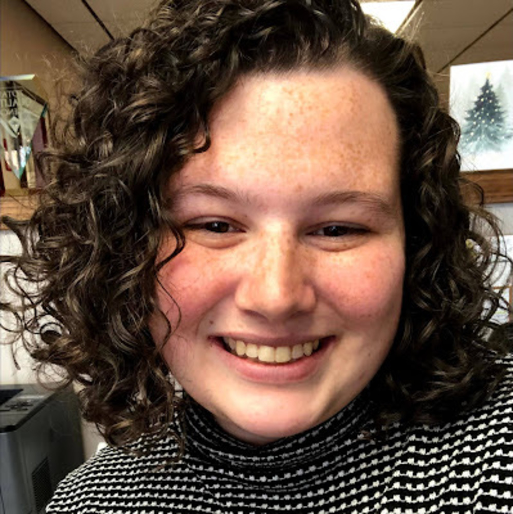 Meet your Posher, Emma